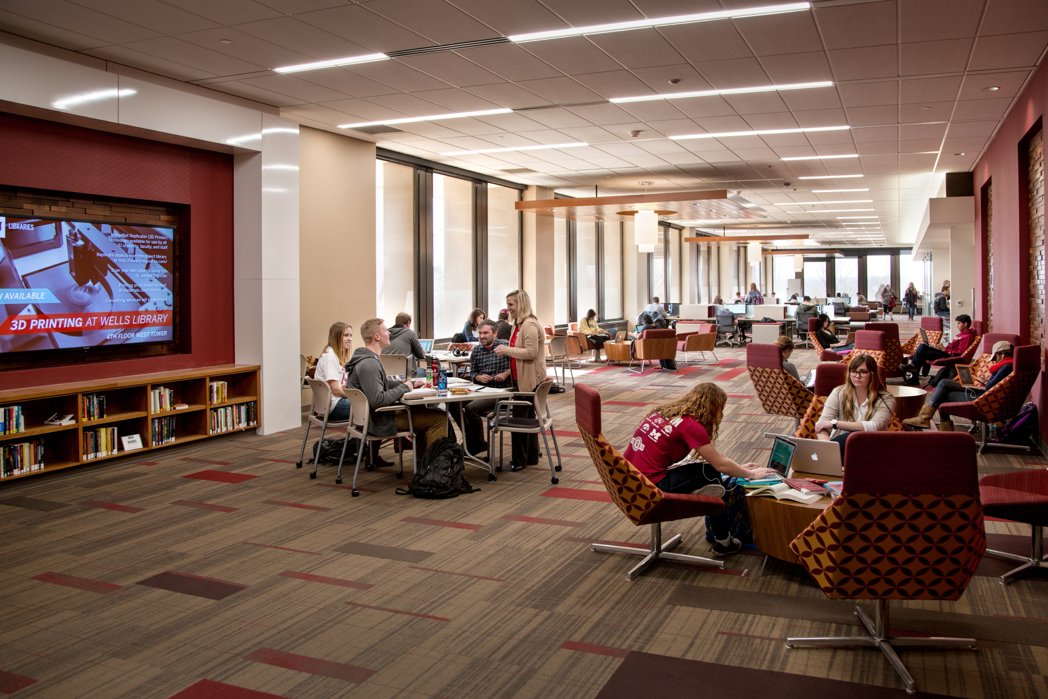 Image of the Learning Commons at Wells Library