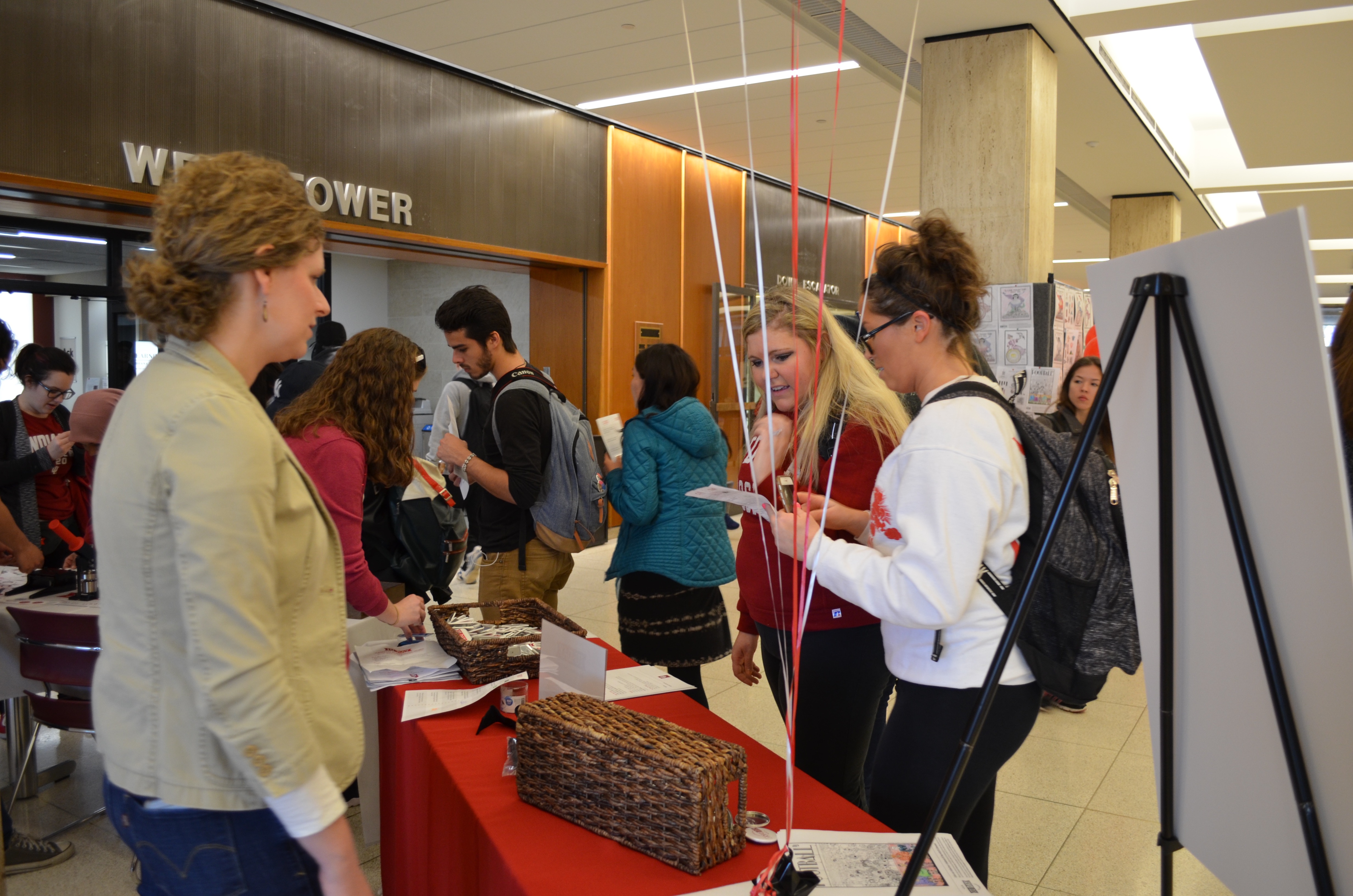 Students at the Libraries' IU Day table