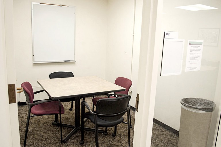 Group Study Rooms 5 seats