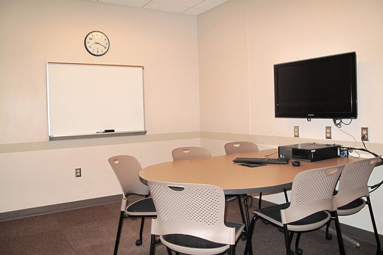 Group Study Rooms 6 seats