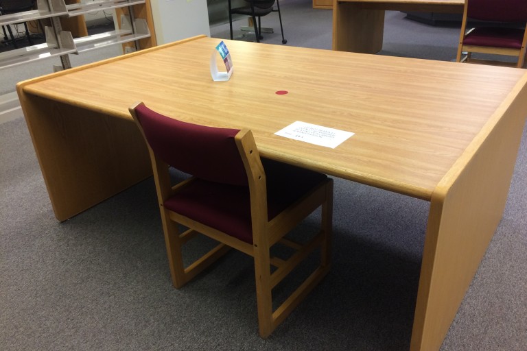 tabletop seat with chair at the education library
